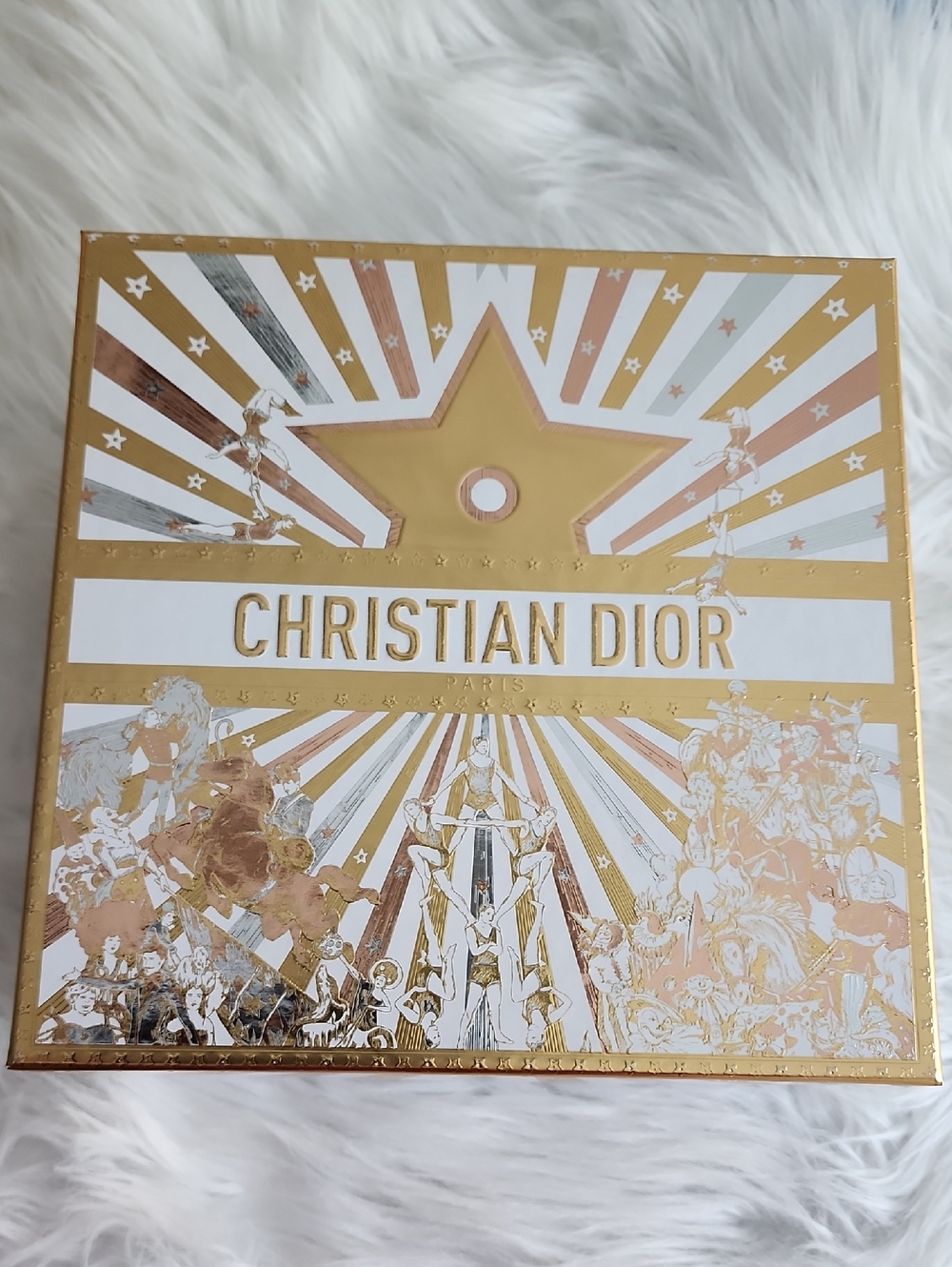 Christian Dior Gift Box New 9" x 9" x 4.5" - Picture 3 of 12